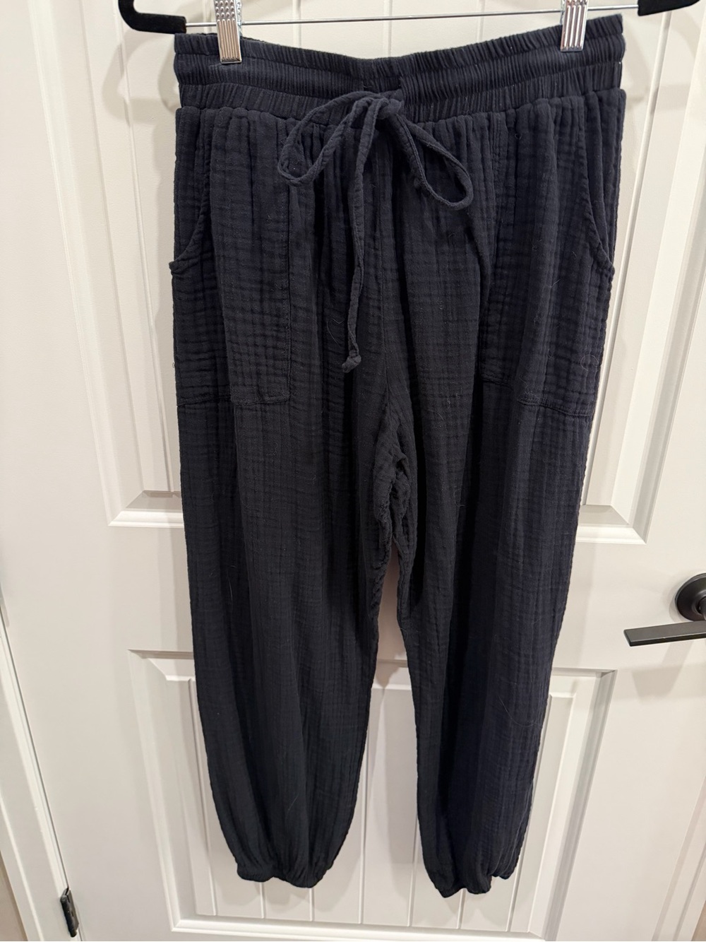 Lotus and Luna Black Cotton Gauze Jogger Pants Size Large